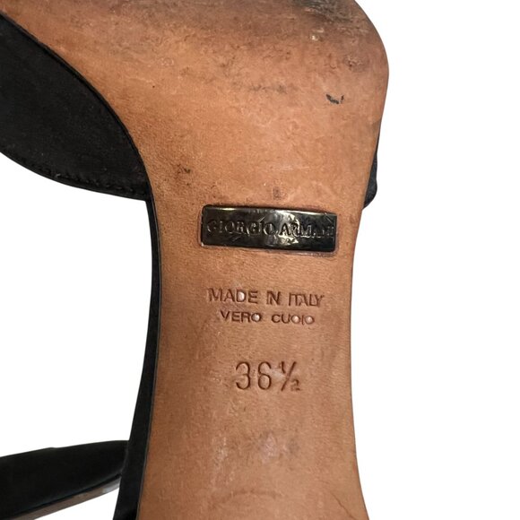 Giorgio Armani pointed toe heels - Picture 13 of 13